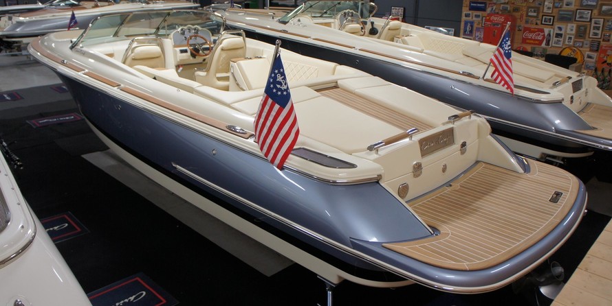 Chris-Craft Launch 27