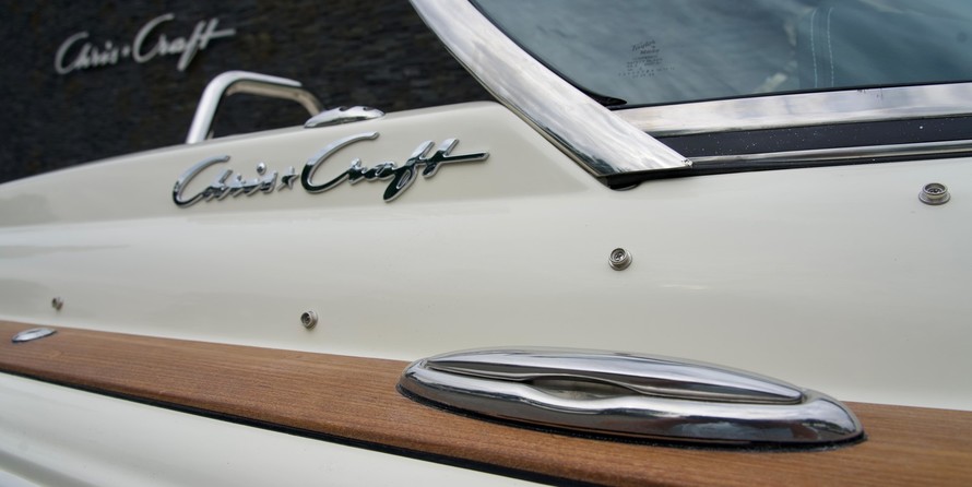 Chris-Craft Launch 27
