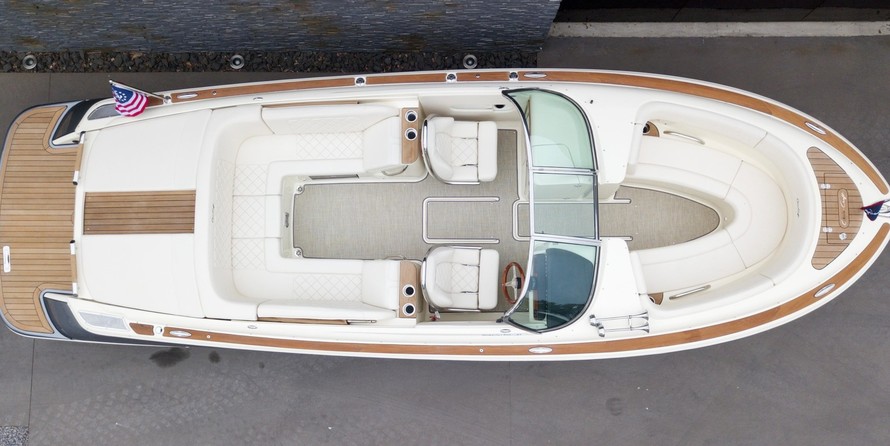 Chris-Craft Launch 27