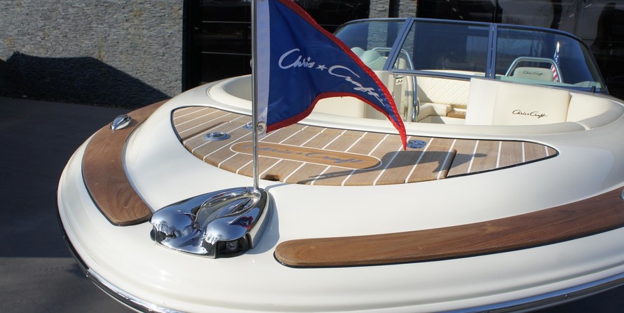 Chris-Craft Launch 27