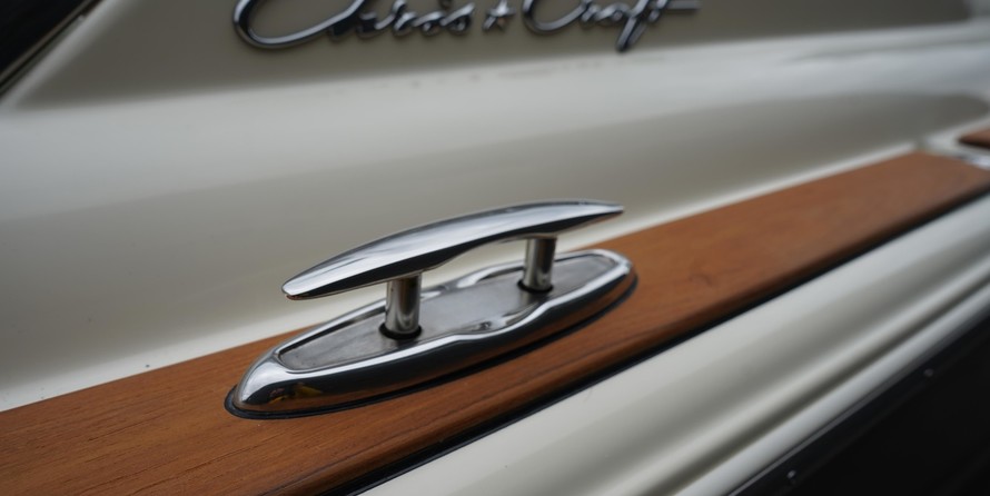 Chris-Craft Launch 27