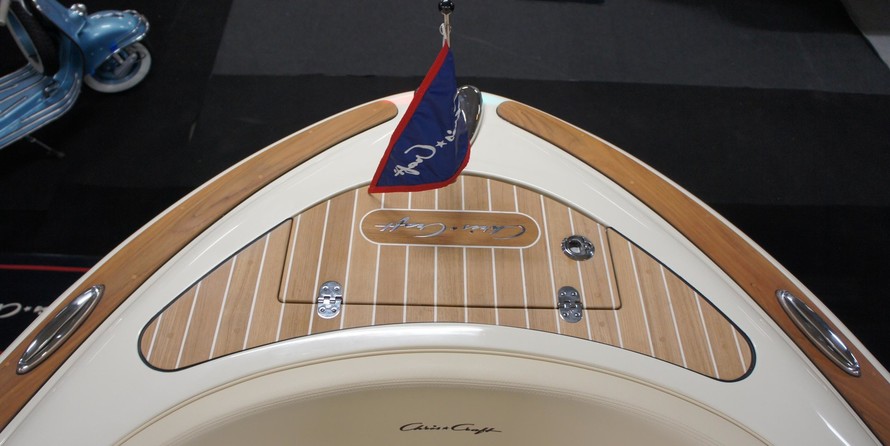 Chris-Craft Launch 27