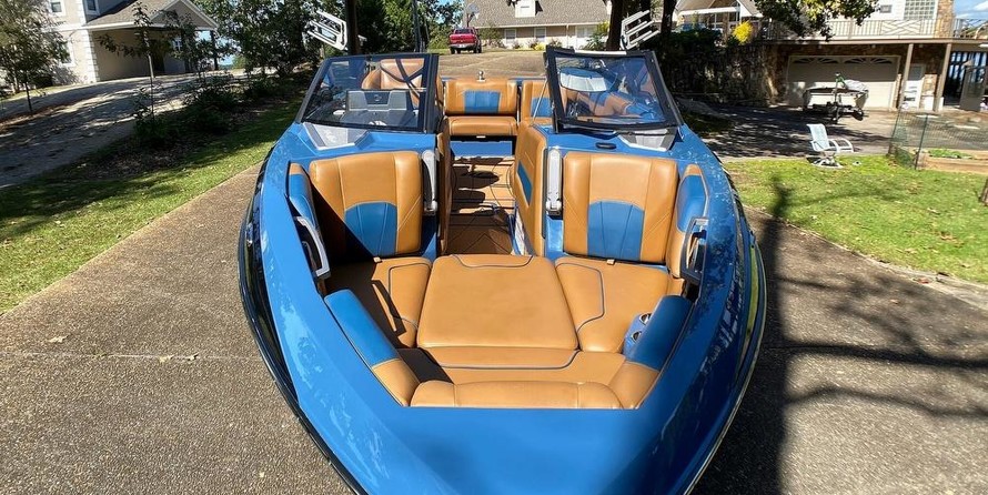 Malibu Wakesetter 25 LSV