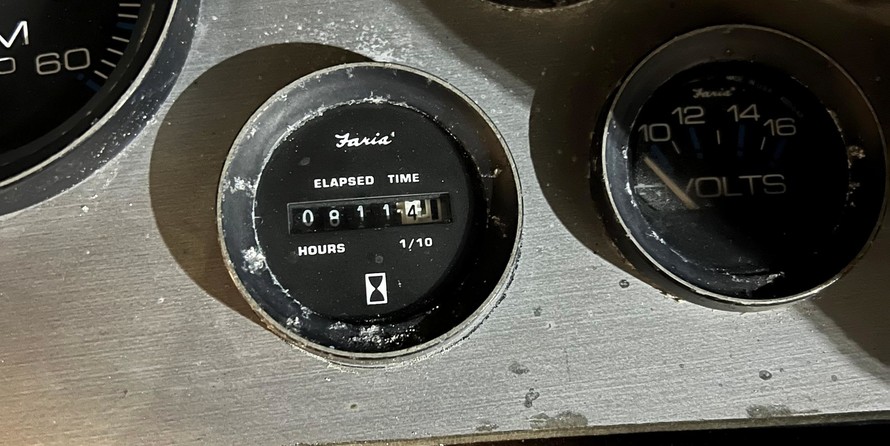 Cruisers yachts 298 villa vee