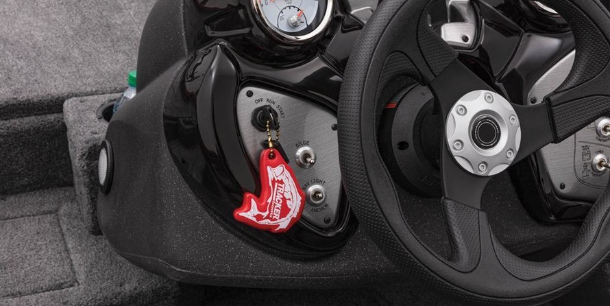 Tracker Pro Team 175 TXW