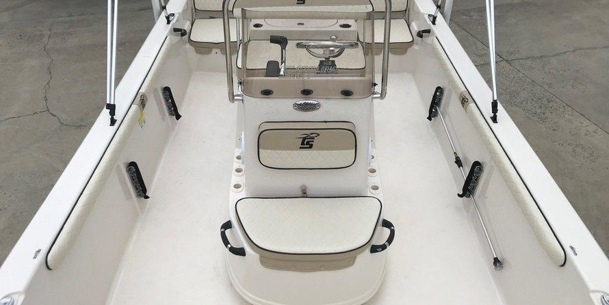 Carolina Skiff 19 LS