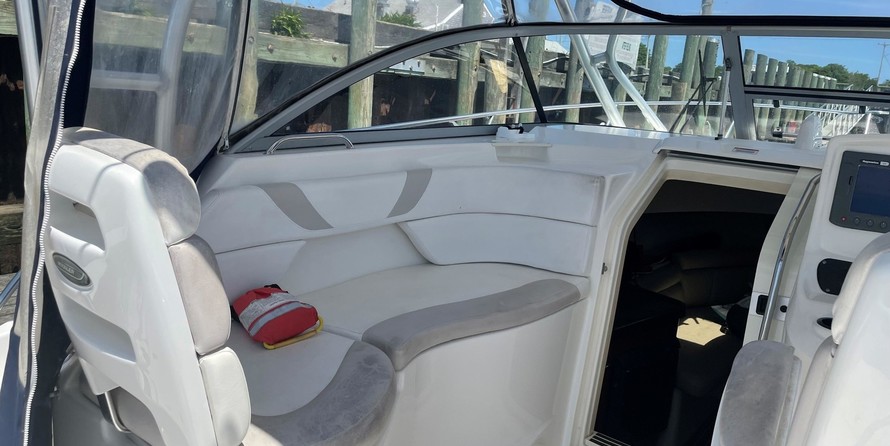 Boston Whaler 305 Conquest