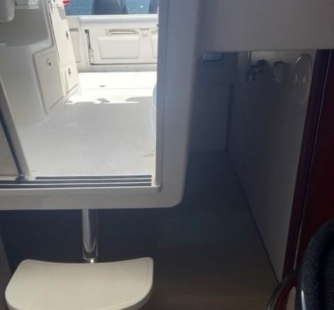 Boston Whaler 305 Conquest