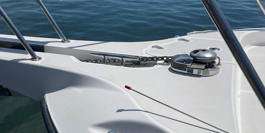 Boston Whaler 305 Conquest