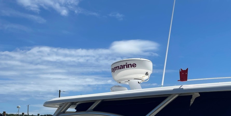 Boston Whaler 305 Conquest