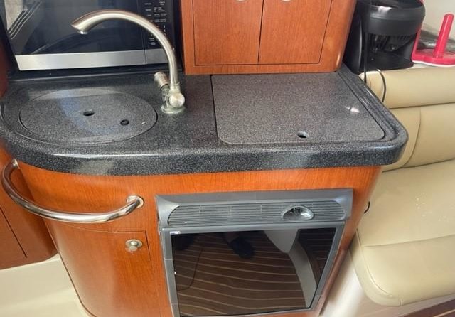 Boston Whaler 305 Conquest