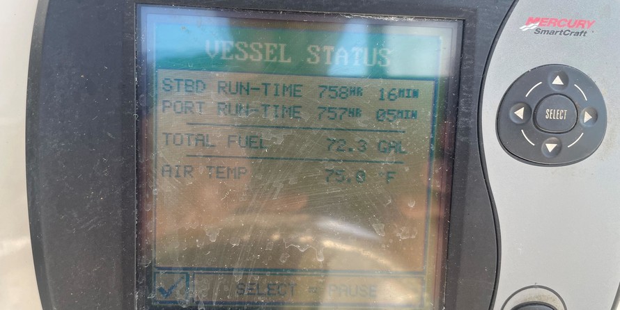 Boston Whaler 305 Conquest