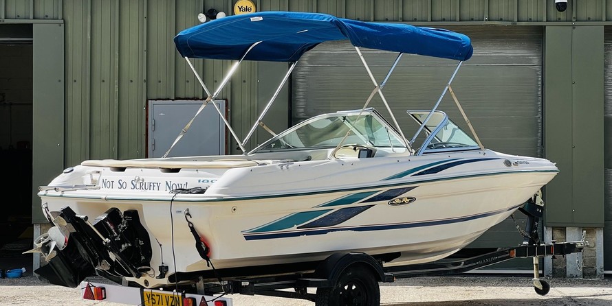 Sea ray 230 signature bowrider