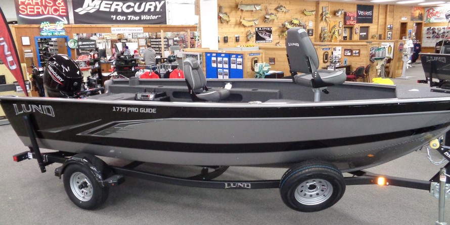 Lund Boats 1775 Pro Guide
