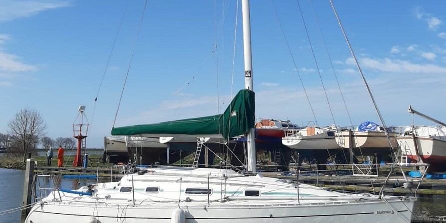 Beneteau First 310