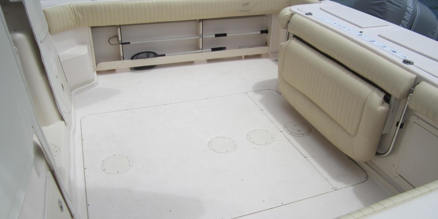 Grady-White Express 330