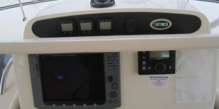 Grady-White Express 330