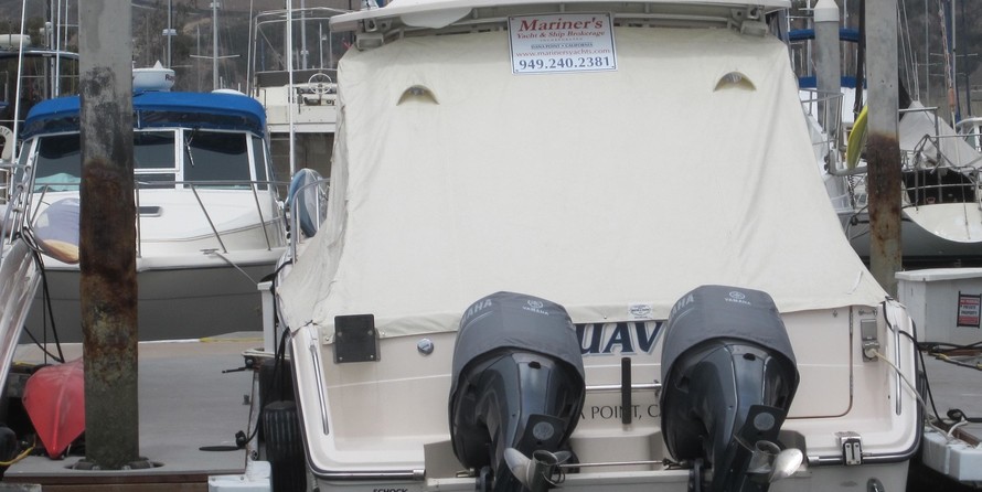 Grady-White Express 330