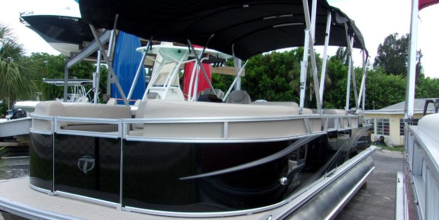 Tahoe GT Rear Fish 23 FT