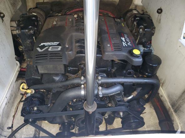 Sea ray 260 bow rider select