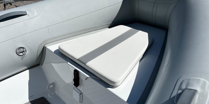 Ab inflatables nautilus 12 dlx rib