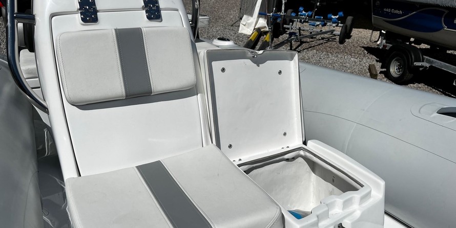 Ab inflatables nautilus 12 dlx rib