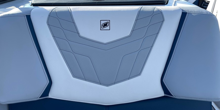 Super Air Nautique G23