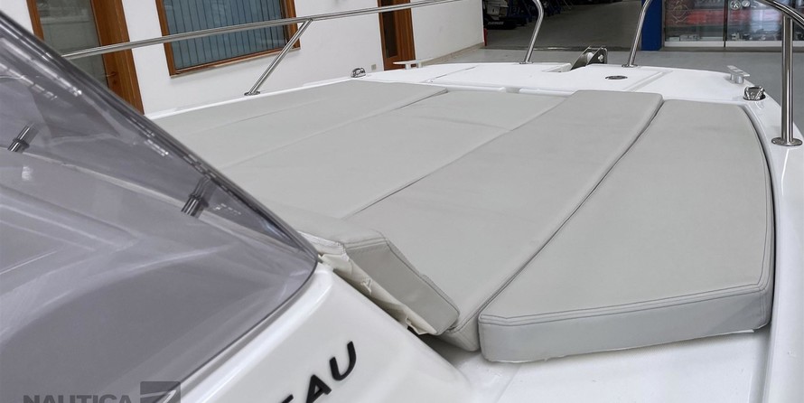 Beneteau Flyer 7 SUNdeck