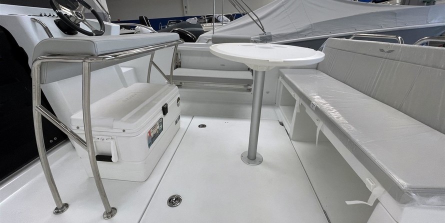 Beneteau Flyer 7 SUNdeck