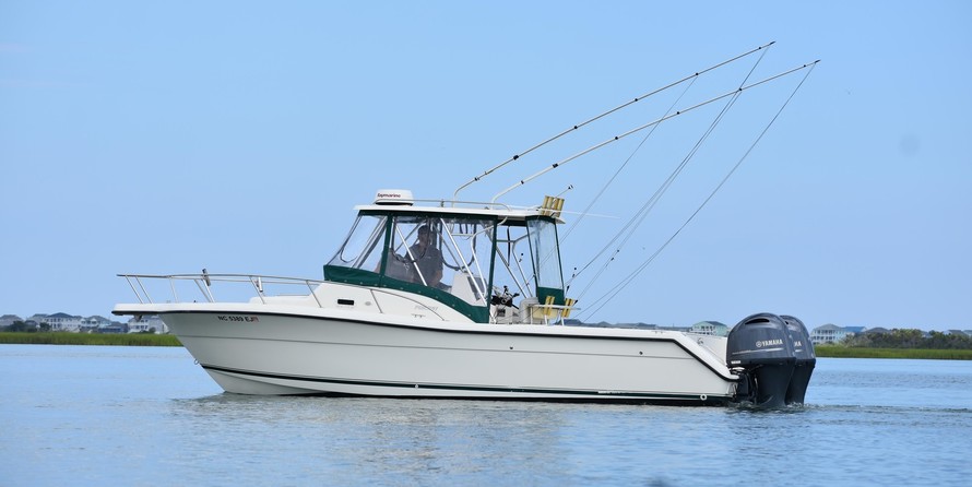 Pursuit 2870 center console