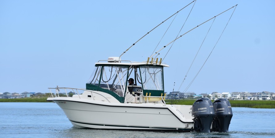 Pursuit 2870 center console