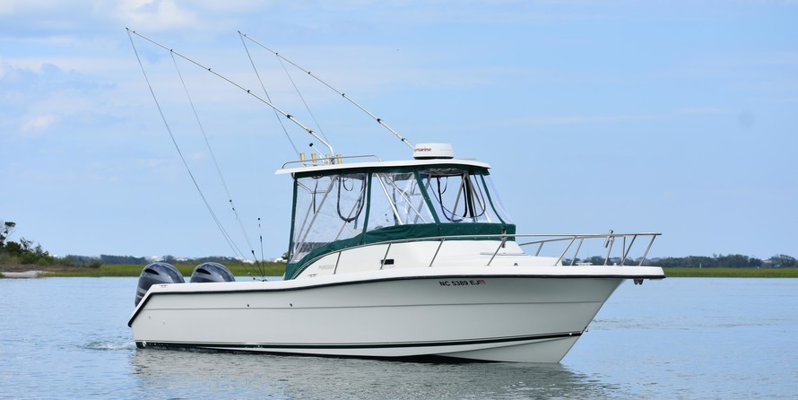 Pursuit 2870 center console