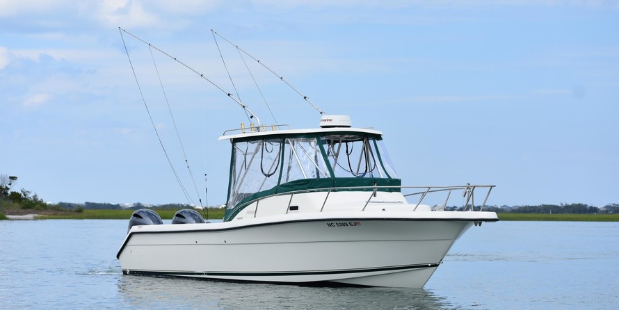 Pursuit 2870 center console