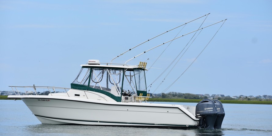 Pursuit 2870 center console