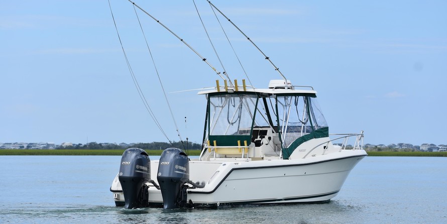 Pursuit 2870 center console