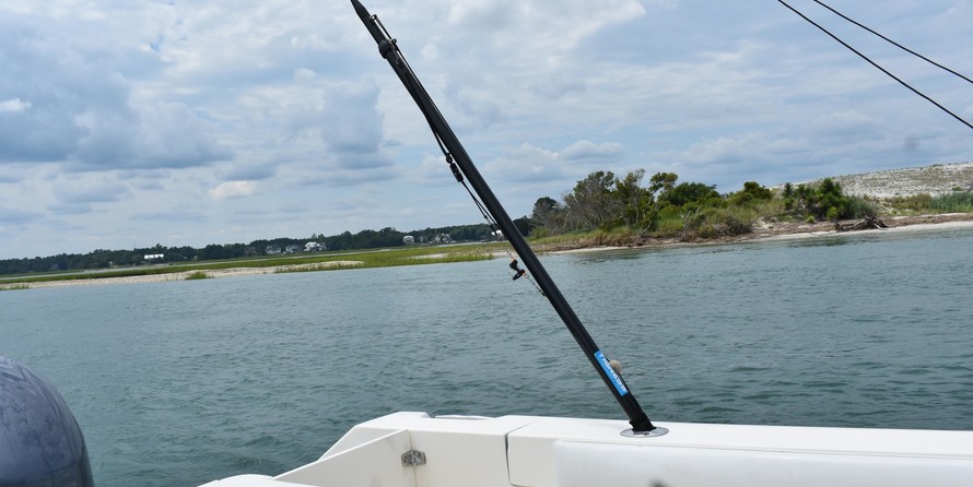 Pursuit 2870 center console