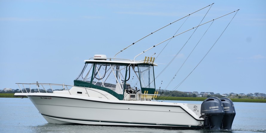 Pursuit 2870 center console