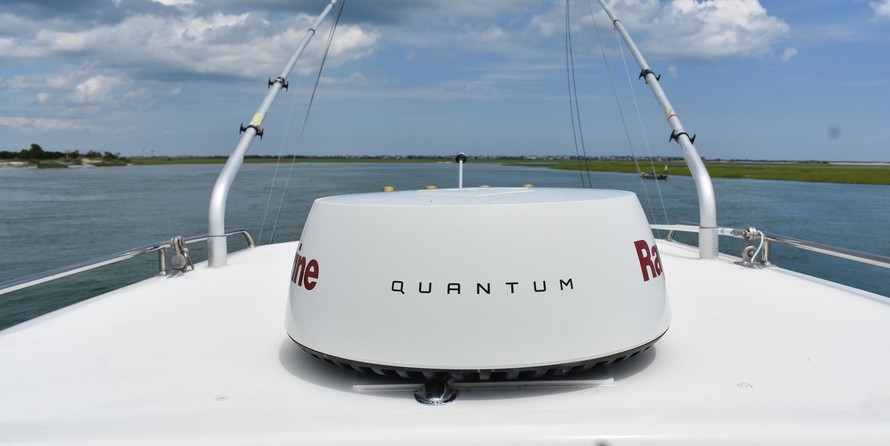 Pursuit 2870 center console