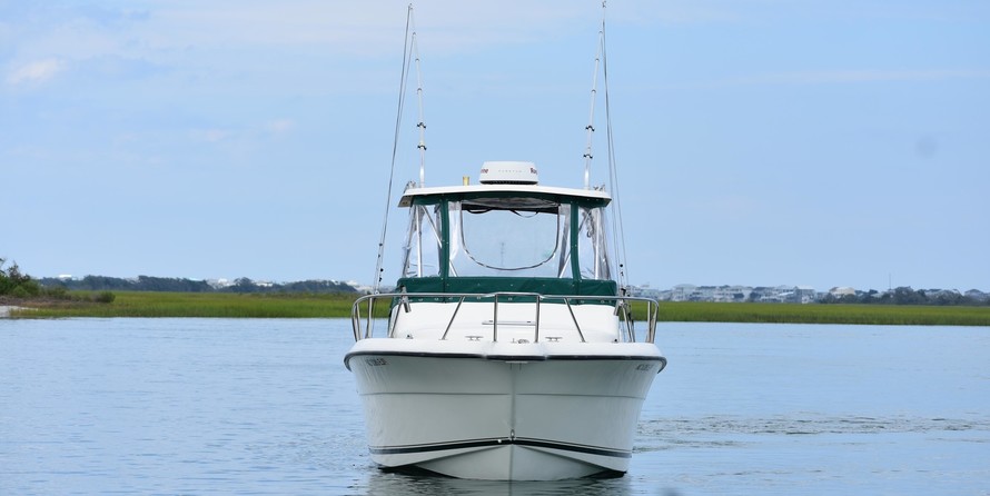 Pursuit 2870 center console