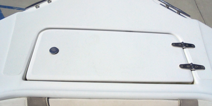 Sea Ray hunt ultra 211