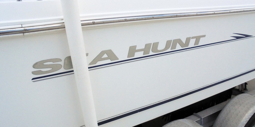 Sea Ray hunt ultra 211