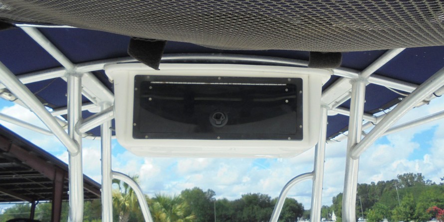 Sea Ray hunt ultra 211