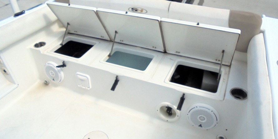 Sea Ray hunt ultra 211