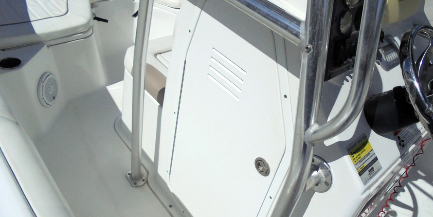 Sea Ray hunt ultra 211