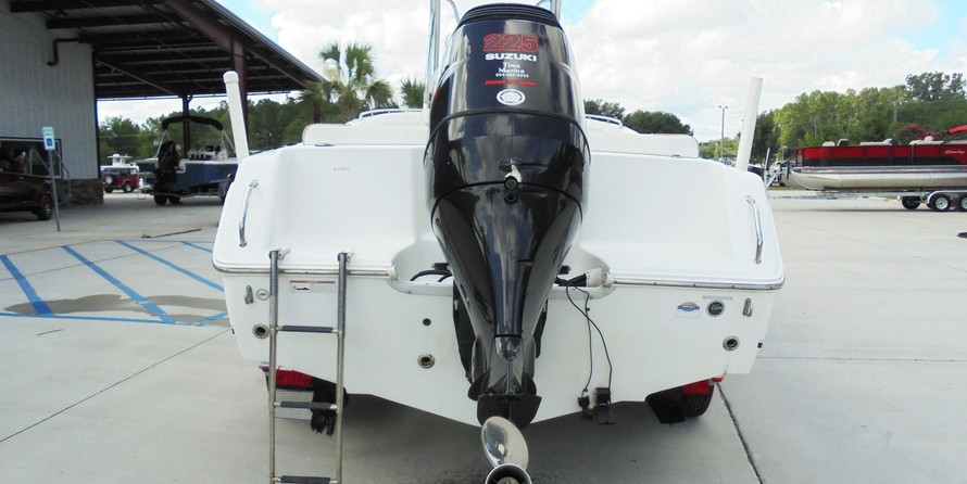 Sea Ray hunt ultra 211