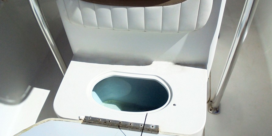 Sea Ray hunt ultra 211