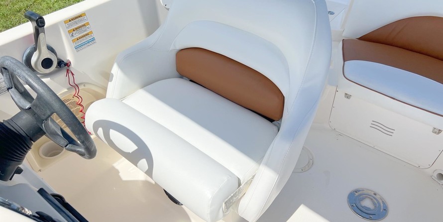 Hurricane fundeck 232