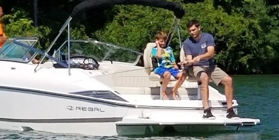 Regal 2520 FasDeck