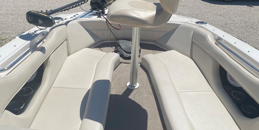 Regal 2520 FasDeck