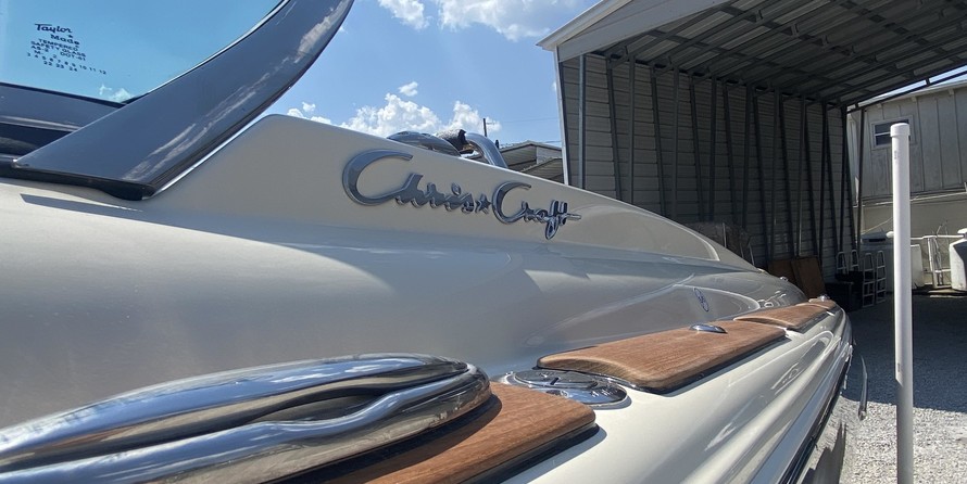 Chris-Craft Launch 27